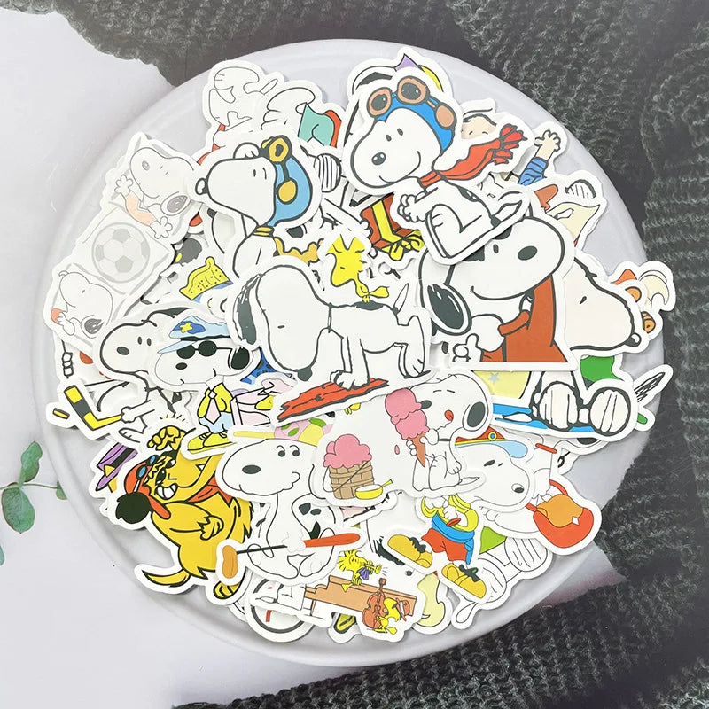 100/200pcs Snoopy Stickers