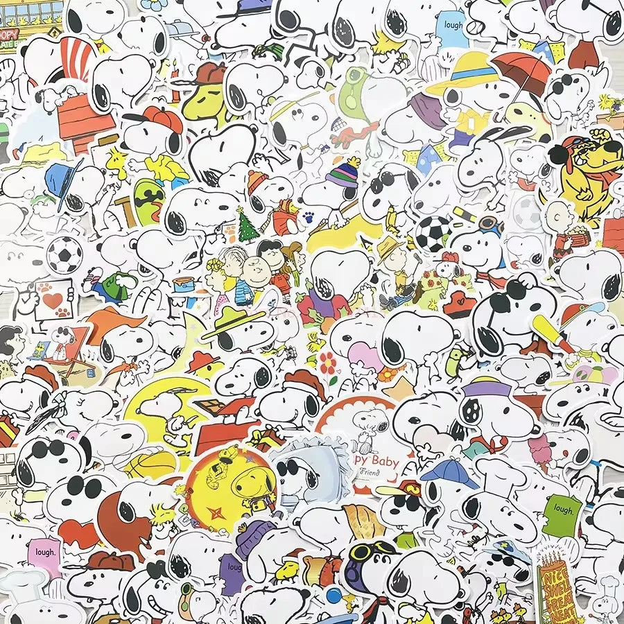 100/200pcs Snoopy Stickers